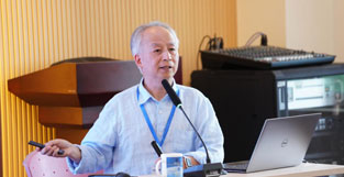 Prof. Ka-Kit Tung Gave Lectures During Ninth ODC Training Course